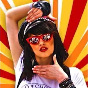 Meet your Posher, Kelly